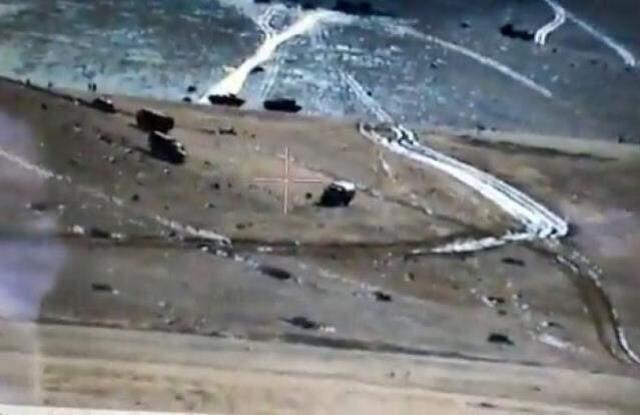 Azerbaycan'a saldıran Ermeniler baş edemeyeceklerini anlayınca mevzilerinden kaçtı