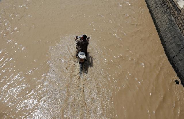 Yemen'de yıldırım düşmesi sonucu bir günde 13 kişi öldü
