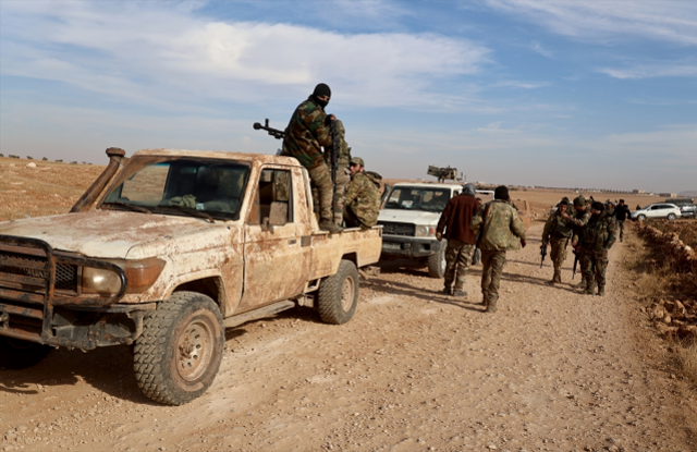 Suriye Milli Ordusu, teröristlerin elindeki Kobani'ye harekat hazırlığında