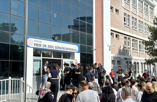 LGS maratonu başladı! 1 milyondan fazla öğrenci geleceği için ter döküyor