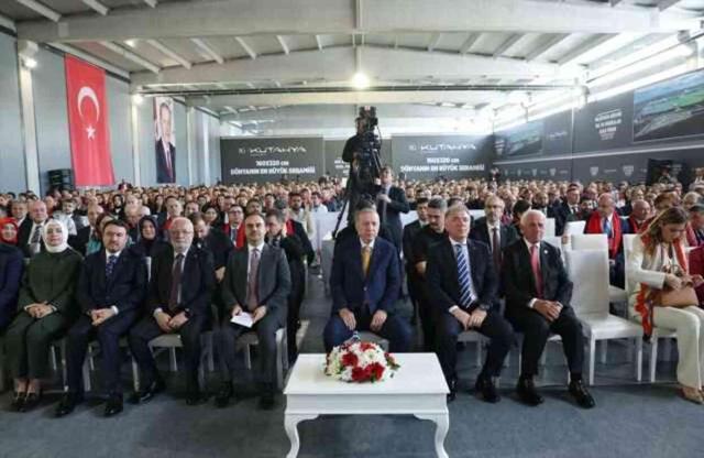 Erdoğan: 'Savunma Sanayinden Seramik Sektörüne Kadar Her Alanda Ülkemizi Dünyanın Önde Gelen Tedarikçileri Arasına Çıkartacağız'