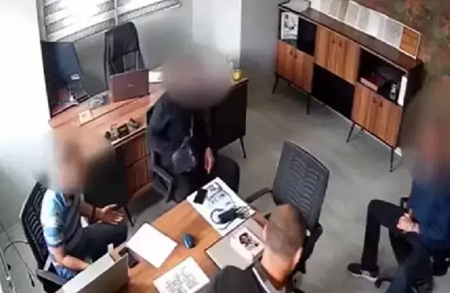 İş yeri basılıp, zorla senet imzalatılan müteahhidi böyle tokatladılar