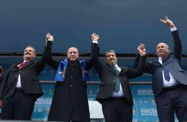 Cumhurbaşkanı Erdoğan: DEM benim Kürt kardeşlerimin iradesini işporta pazarına çıkardı