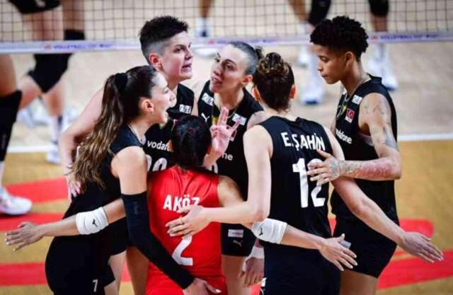 Türkiye- Tayland voleybol maçını kim kazandı? filenin Sultanları voleybol maçını kazandı mı?