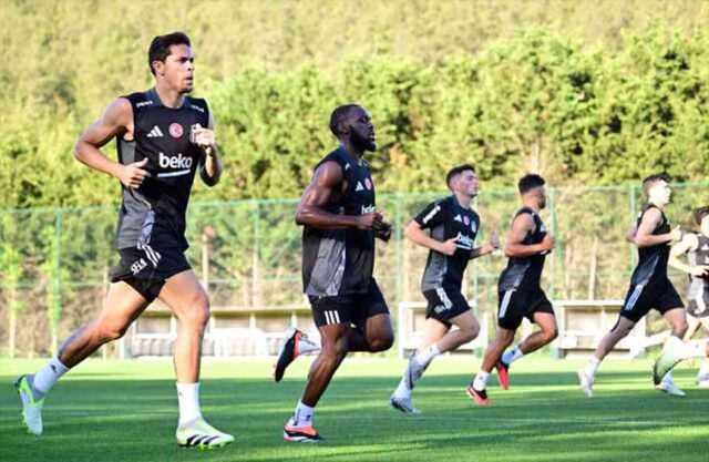 Galatasaray- Beşiktaş Süper Kupa final maçı ne zaman? Galatasaray- Beşiktaş maçı hangi tarihte oynanacak?