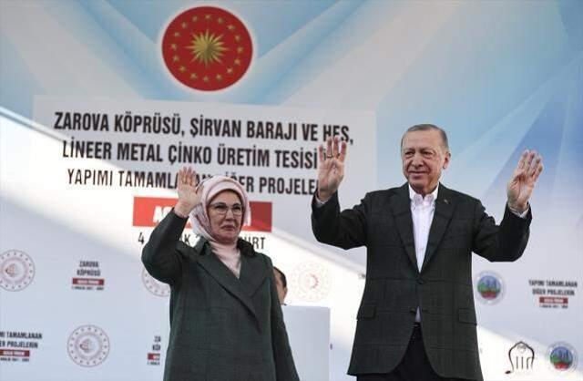 Emine Erdoğan giydi, 'şal şepik' kumaşına ilgi arttı
