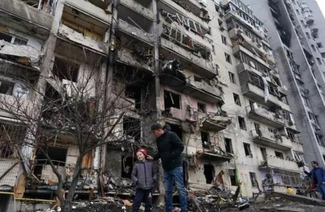 Savaşta 5. gün! Ukrayna güne patlama sesleriyle başladı, bilanço gittikçe ağırlaşıyor