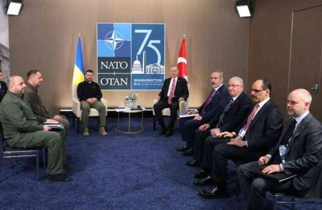 Cumhurbaşkanı Erdoğan, Zelenskiy ile görüştü: Karadeniz Tahıl Girişimi için çalışmalara yeniden başladık