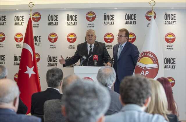 Adalet Partisi ve Doğru Parti eş başkanlık sistemiyle birleşiyor