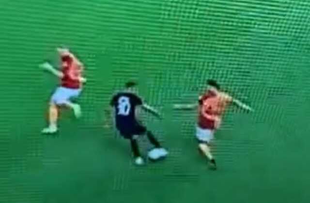 Dünya, Nelsson'u konuşuyor! Galatasaray'ın yıldızı Şampiyonlar Ligi'nde dalga konusu oldu
