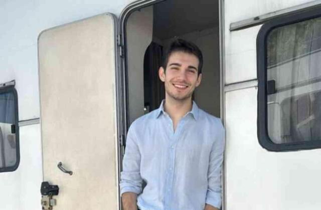 FEYZA CİVELEK'İN KARDEŞİ KİM? Feyza Civelek'in kardeşi oyuncu mu?