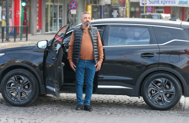 Tüm Türkiye'de saat 9'u 5 geçe hayat durdu