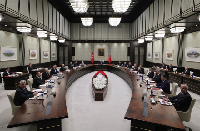 ASGARİ ÜCRET HABERLERİ! Asgari ücret 4. toplantı ne zaman? 2025 Asgari ücret ne zaman açıklanacak?