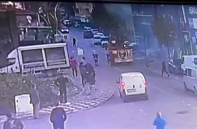 Dilovası parfüm dolum tesisindeki yangının ilk anları