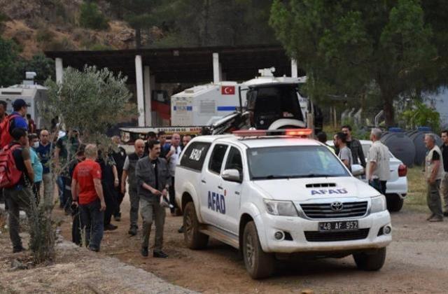 Marmaris yangınında 2. gün! Havadan müdahale 27 helikopter ve 14 uçakla yeniden başladı