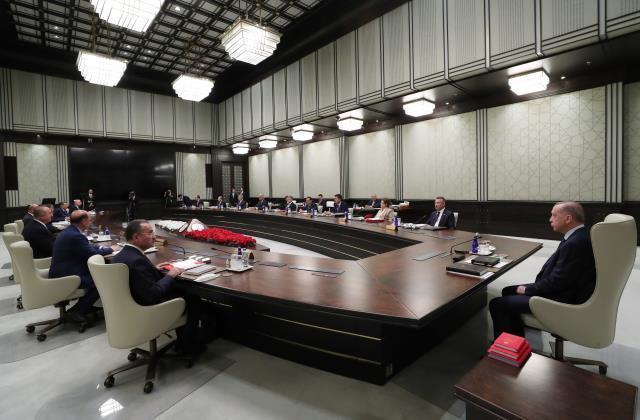 Kredi kartı borcu olanların gözü Beştepe'den çıkacak kararda! Masada 3 formül var