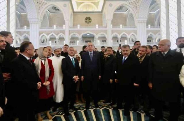 Cumhurbaşkanı Erdoğan, Şahinbey Millet Cami'nin açılışını gerçekleştirdi