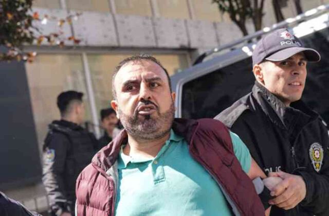 İzinsiz oturduğu dairenin tahliyesine karşı çıkan şahıs binayı benzin döküp ateşe verdi