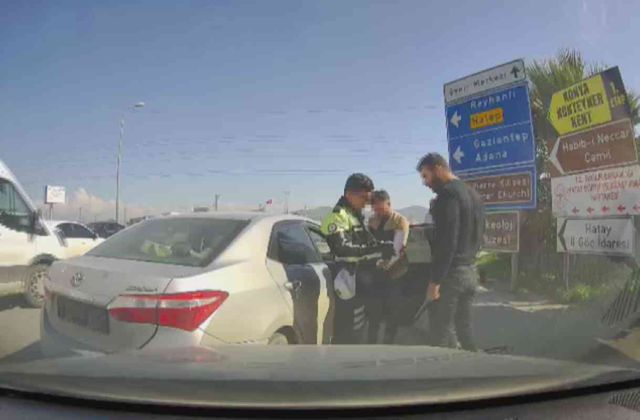 Silahla araba durduran sivil polis! Hatay'da ne oldu, olay ne? Sivil polis neden vatandaşa silah çekti?