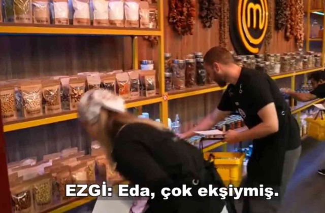 MasterChef Şirin'e alışveriş listesini kim verdi? Şirin'e tarifi, reçeteyi kim Ezgi mi verdi? Şirin, Ezgi diskalifiye olacak mı?