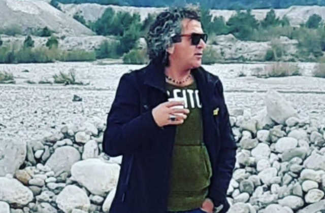 Koku yayılınca ekipler çağrıldı, iş yerinden çıplak cansız bedeni çıktı