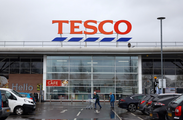 Tesco, Gıda Güvenliği Nedeniyle Ürünü Geri Çağırıyor: 650 Gramlık Kızarmış Tikka Tavuk Paketinde Alerjen Buluntuları