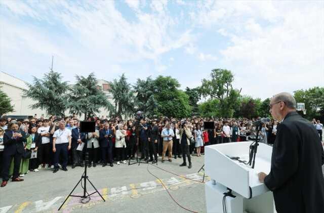 Cumhurbaşkanı Erdoğan: Öğretmen atamalarını sürdüreceğiz