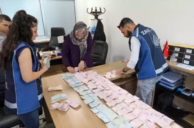Dilenci üzerinde çıkan parayı görenler gözlerine inanamadı