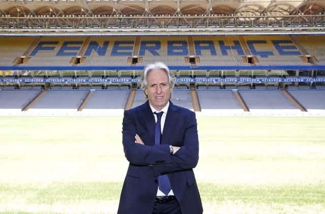 Fenerbahçe, Jorge Jesus ile kaç yıllık imzaladı? Jorge Jesus ne kadar kazanacak? Jorge Jesus'un maaşı ne kadar?
