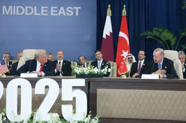 Zirve sırasında liderlerin tepkileri