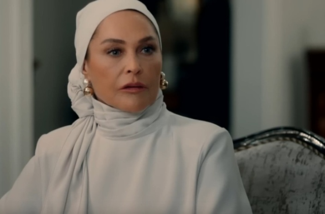 Hülya Avşar'a yapılan filtre dikkatlerden kaçmadı