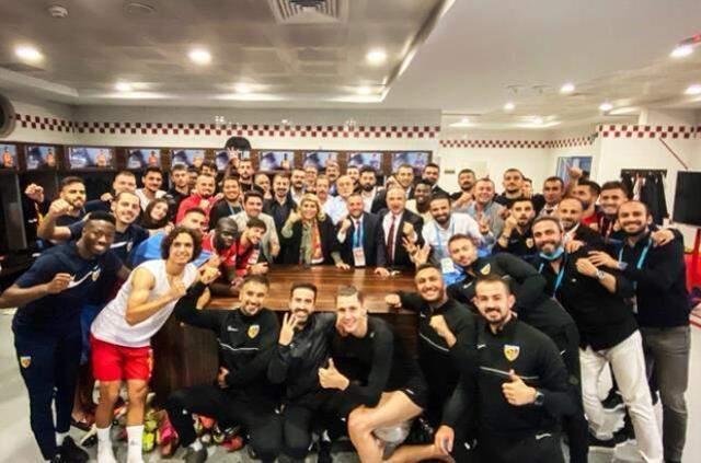 Galatasaray, tam 48 yıl sonra deplasmanda Kayserispor'a maç kaybetti