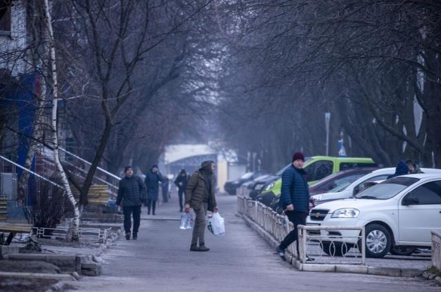 Şehirlerde patlama sesleri yankılanıyor! Ukrayna'da halk çok tedirgin, savaş korkusu sokaklara yansıdı