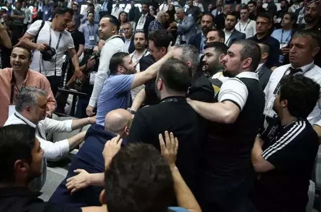 SPOR Beşiktaş Kulübü mali genel kurulunda kavga