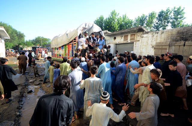 Pakistan'da muson yağmurları nedeniyle ölenlerin sayısı 1061'e çıktı