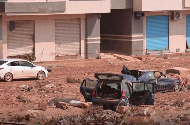 Libya'ya arama kurtarma ekiplerini götürecek ilk uçak Ankara'dan hareket etti