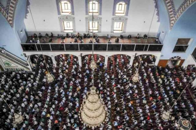 CUMA NAMAZI NASIL KILINIR, KAÇ REKAT? Cuma namazı farz mı, sünnet mi? Cuma namazı kılınışı!