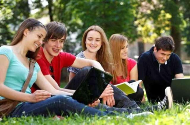 Yurt dışında üniversite okumak için ne yapmak gerekir?