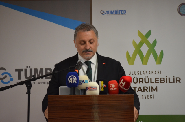 TÜMBİFED ve BUÜ İş Birliğiyle Düzenlenen Tarım Zirvesi Bursa'da Gerçekleşti
