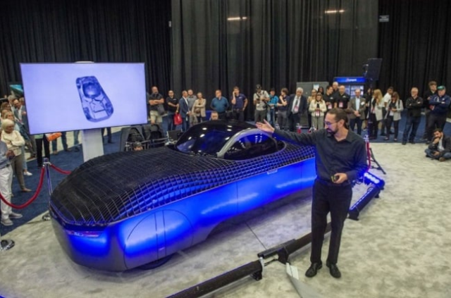 Trafik derdine son! Uçan elektrikli otomobil gelecek yıl yollarda