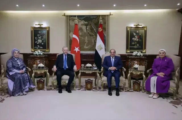 Cumhurbaşkanı Erdoğan Mısır'a geldi