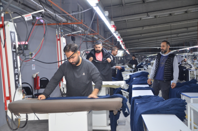 İşçi olarak girdiği sektörde fabrika kurdu, 11 ülkeye ürün gönderiyor