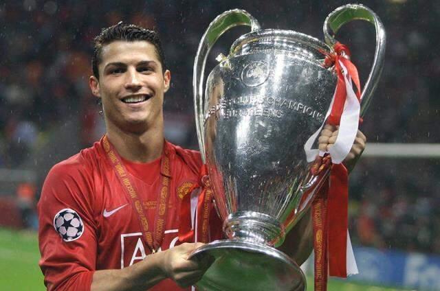 Tarihi geri dönüş için geri sayım başladı! Ronaldo'nun Manchester United'a imza atması an meselesi