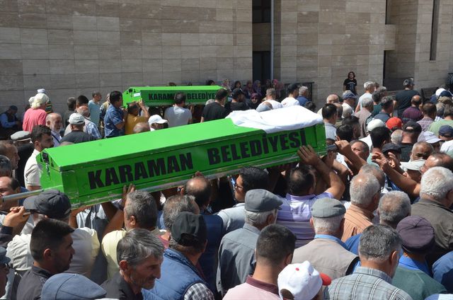 Karaman'da otomobilin çarptığı yaşlı çift öldü
