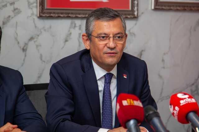 Bakan Tunç'tan, Özel'in 'Bu bir darbe girişimidir' sözlerine tepki: Yakışıksız ifadeleri var, üstelik benim asker arkadaşım