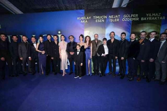 Fenerbahçe'nin İngilizlere karşı zaferini anlatan Zaferin Rengi filminin galası yapıldı