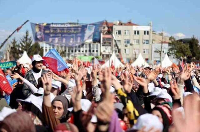 Cumhurbaşkanı Erdoğan'dan Fatih Erbakan'ın istediği büyükşehirde gövde gösterisi