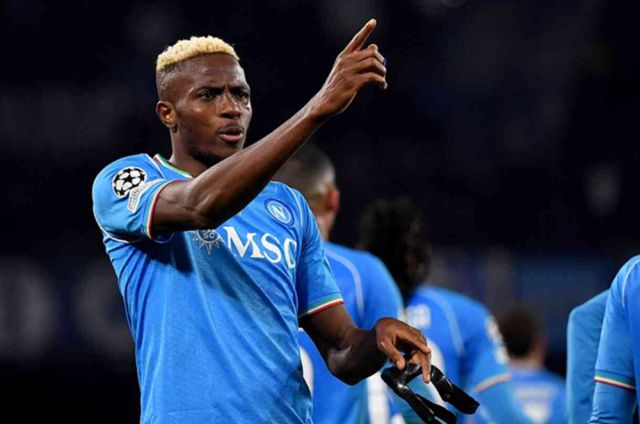 Galatasaray, Victor Osimhen'i kadrosuna kattı! İşte İstanbul'a geliş saati