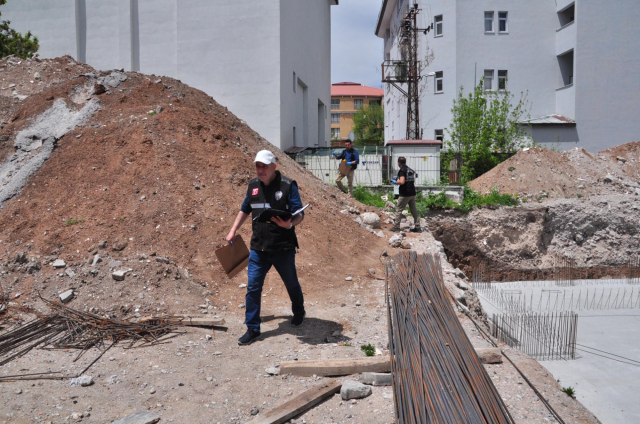 Okul inşaatında insan kemikleri ve kafatası çıktı