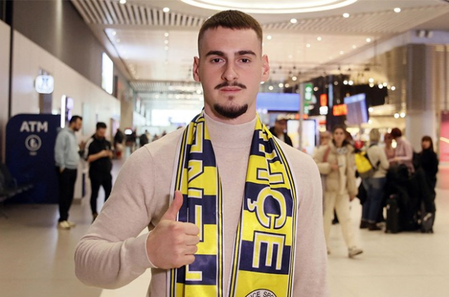 Fenerbahçe'nin Kiralık Oyuncusu Ognjen Mimovic, Zenit'e Geri Döndü